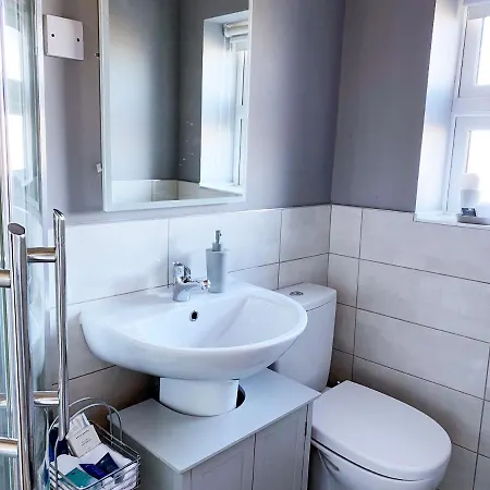 Gracehill Lodge - Guest Accommodation Stranocum Экстерьер фото